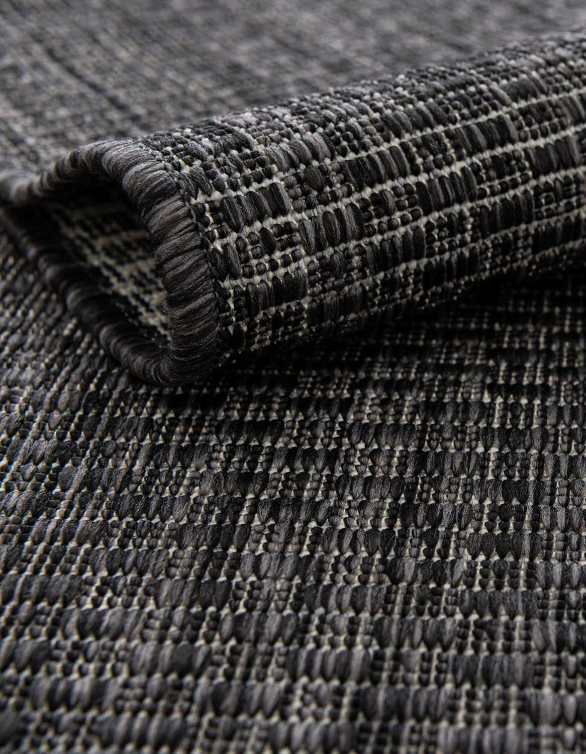 Unique Loom Outdoor Solid Collection Area Rug (7' 10" Round Black/Ivory)