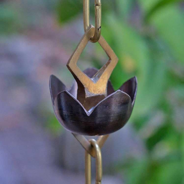 Nutshell Stores Lotus Rain Chain - 18 Feet