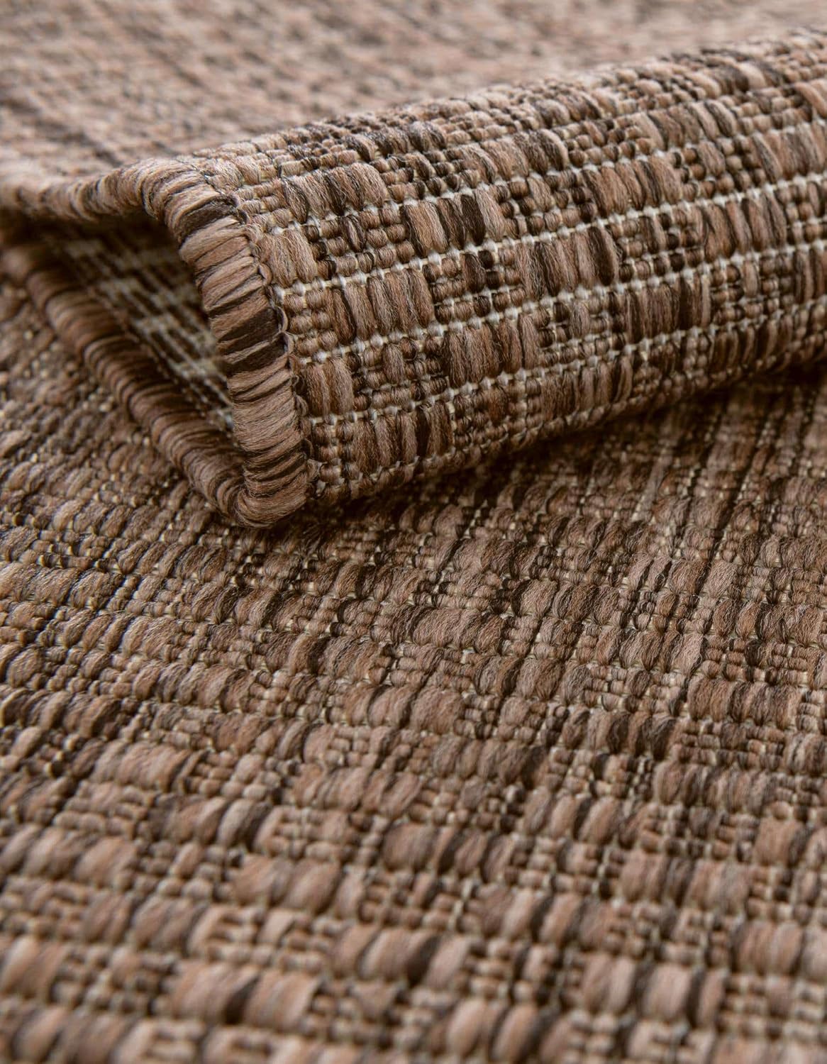 Unique Loom Outdoor Solid Collection Area Rug (2' 7" x 10' Runner Light Brown/Ivory)