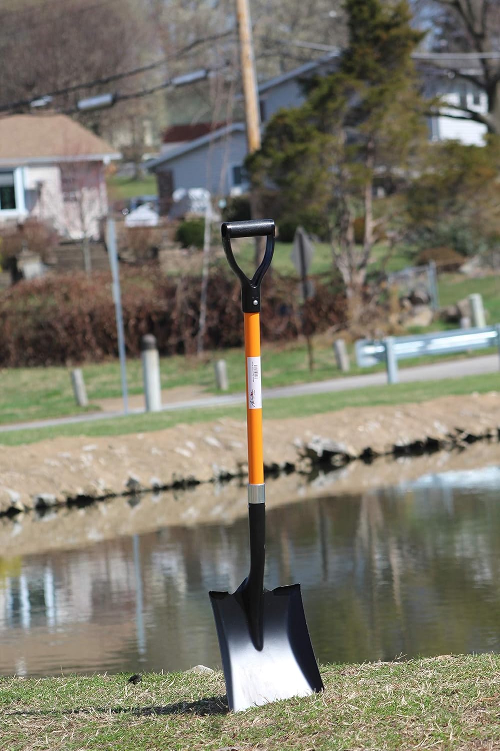 Ashman Heavy-Duty Transfer Shovel (1-Pack) with 41-Inch long Durable Handle and Blade- Ideal for Construction, Landscaping, Gardening, and Snow Removal- Durable, Rust-Resistant, and Multipurpose Scoop