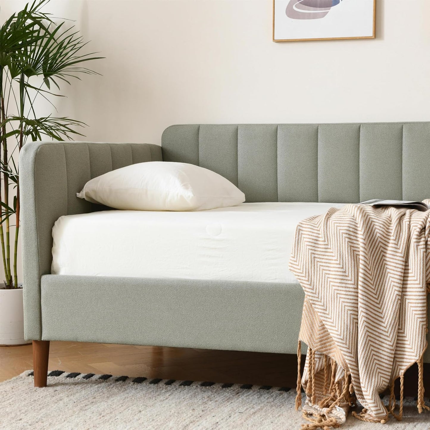 YUHUASHI Twin Size Upholstered Daybed with Wood Slat Support, Daybed Frame for Living Room, Bedroom, Guest Room, No Box Spring Needed (Light Green, Twin)