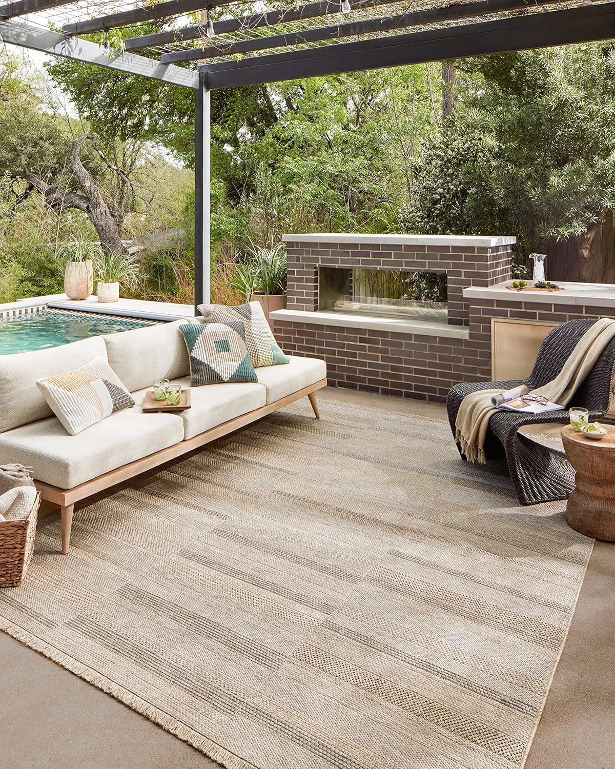 Loloi Dawn Collection Indoor/Outdoor DAW-03 Brown 11'-4" x 15' Area Rug