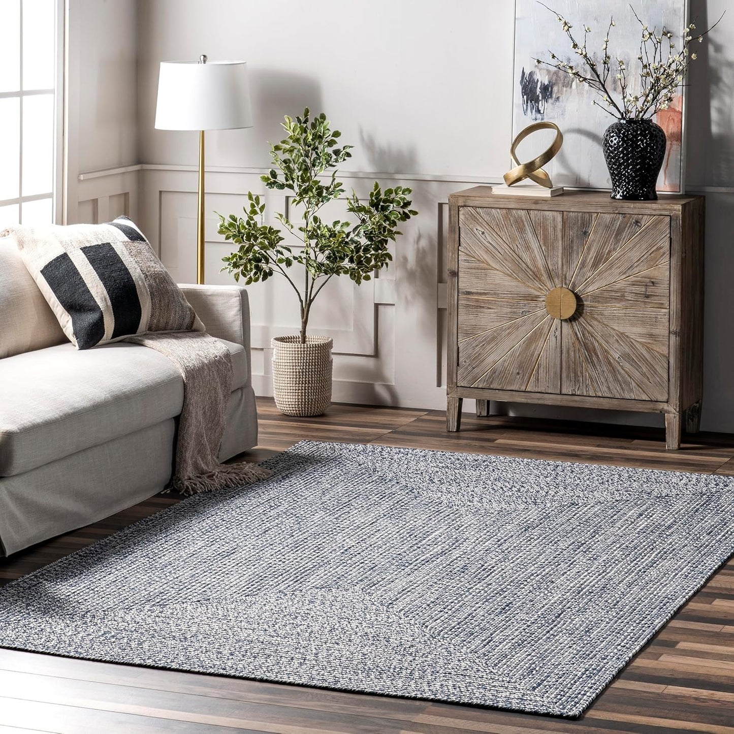 nuLOOM 5' x 8' Solid Hand Braided Indoor/Outdoor Area Rug, Pet-Friendly, High Traffic, Weather Resistant, for Patio, Balcony, Bedroom, Living, Dining Room, Wynn Navy