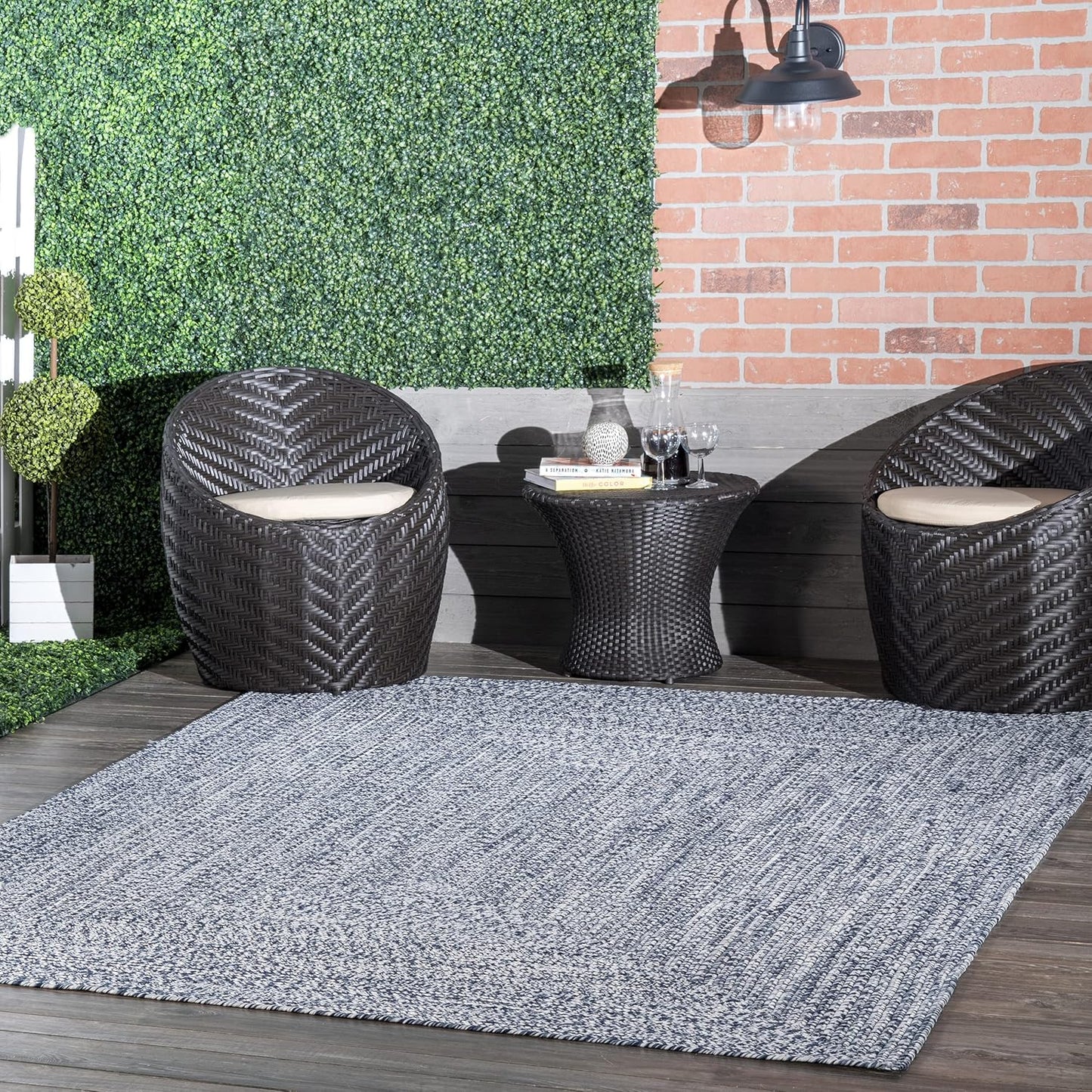 nuLOOM 8' x 10' Solid Hand Braided Indoor/Outdoor Area Rug, Pet-Friendly, High Traffic, Weather Resistant, for Patio, Balcony, Bedroom, Living, Dining Room, Wynn Navy