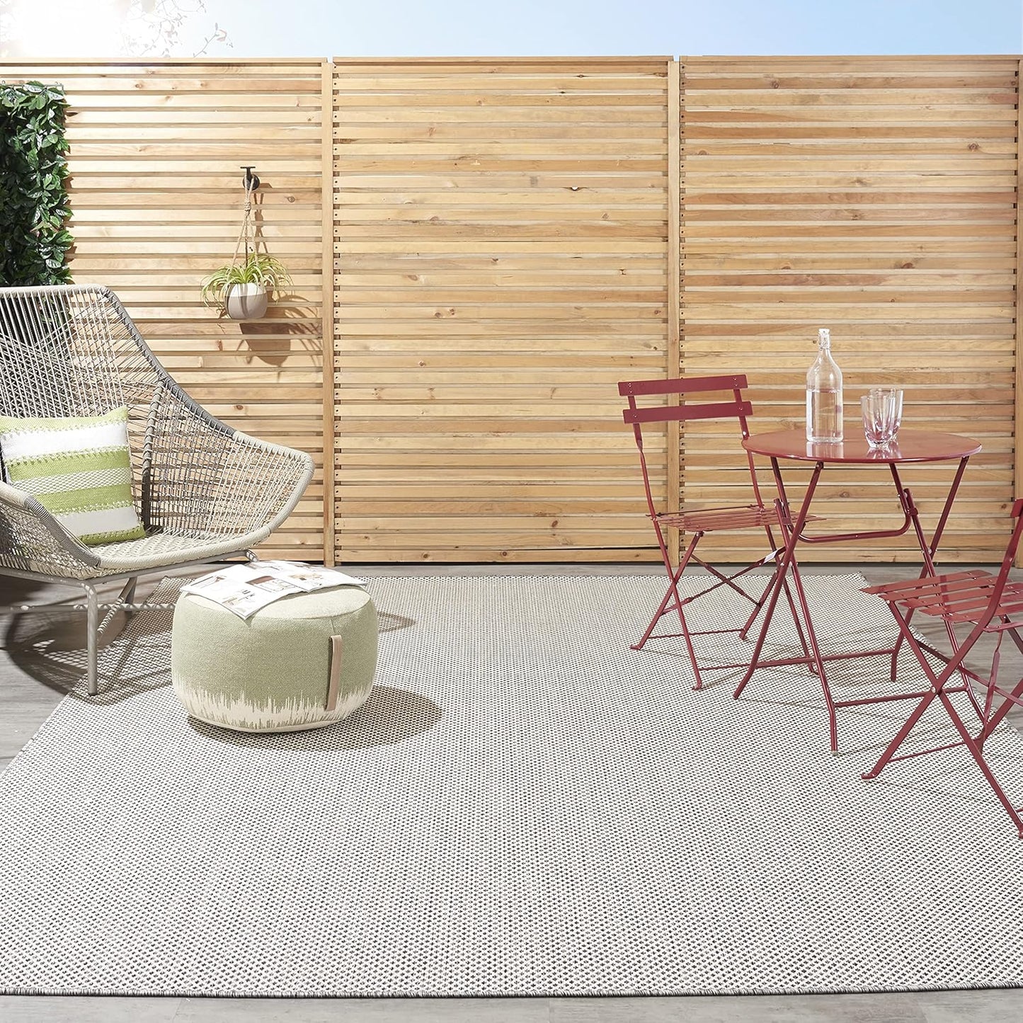 Nourison Home Courtyard 96" x 120" Fabric Indoor/Outdoor Rug in Ivory Charcoal